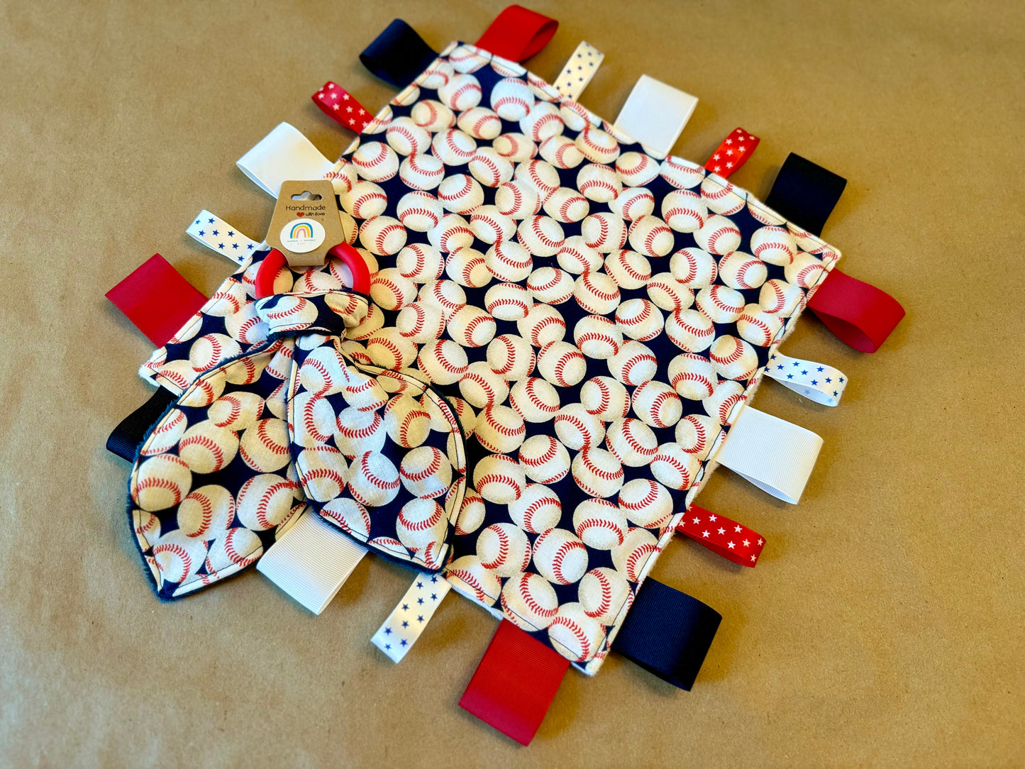 baby infant newborn babies baby gift baby shower gift baby boy baby girl baby shower gift ideas new mom mom-to-be expectant mom baby essentials baby must-haves bandana bib burp cloth sensory tag blanket blankie teether teething ring nursing feeding baby a
