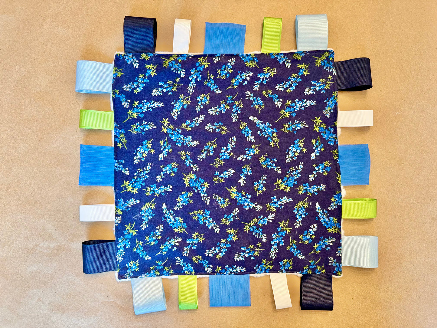 baby infant newborn babies baby gift baby shower gift baby boy baby girl baby shower gift ideas new mom mom-to-be expectant mom baby essentials baby must-haves bandana bib burp cloth sensory tag blanket blankie teether teething ring nursing feeding baby a