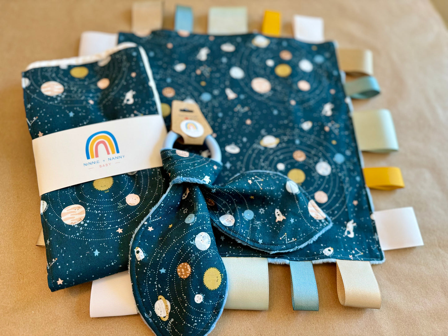 baby infant newborn babies baby gift baby shower gift baby boy baby girl baby shower gift ideas new mom mom-to-be expectant mom baby essentials baby must-haves bandana bib burp cloth sensory tag blanket blankie teether teething ring nursing feeding baby a