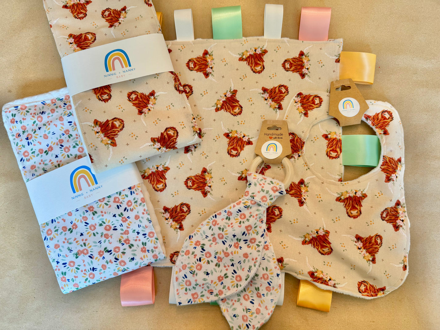 Boho Highland Cows : Bib
