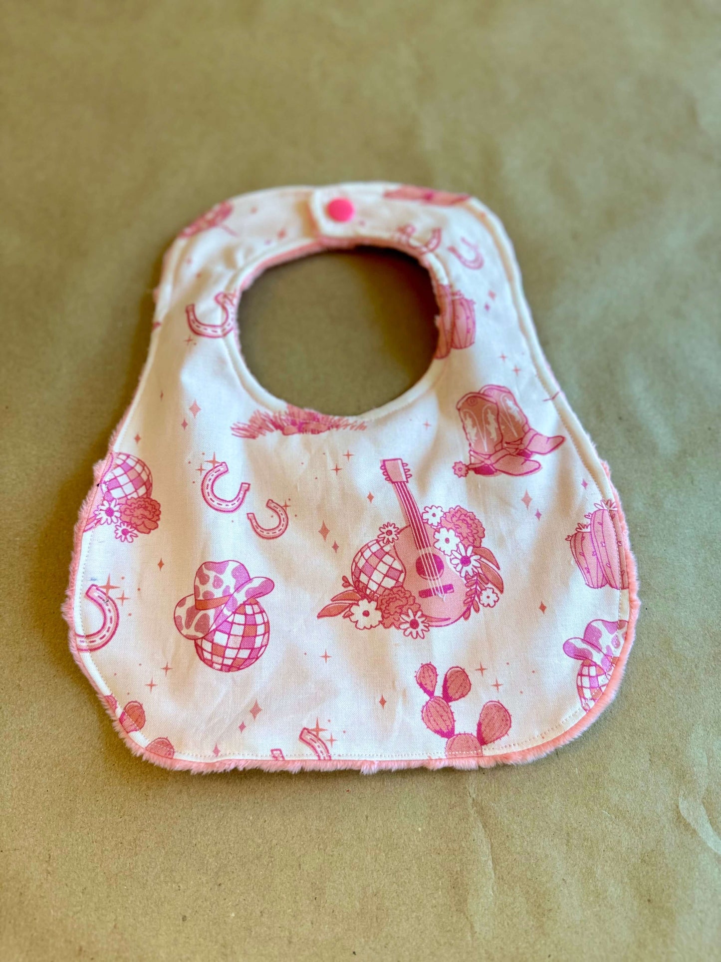 baby infant newborn babies baby gift baby shower gift baby boy baby girl baby shower gift ideas new mom mom-to-be expectant mom baby essentials baby must-haves bandana bib burp cloth sensory tag blanket blankie teether teething ring nursing feeding baby a