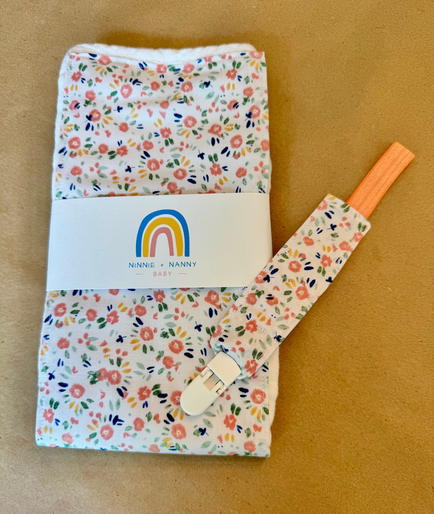 Floral : Pacifier Clip