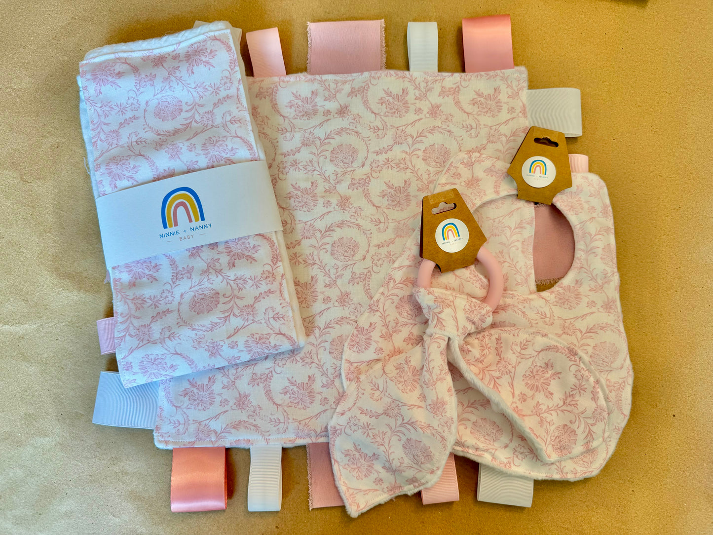 Floral Vines : Burp Cloth