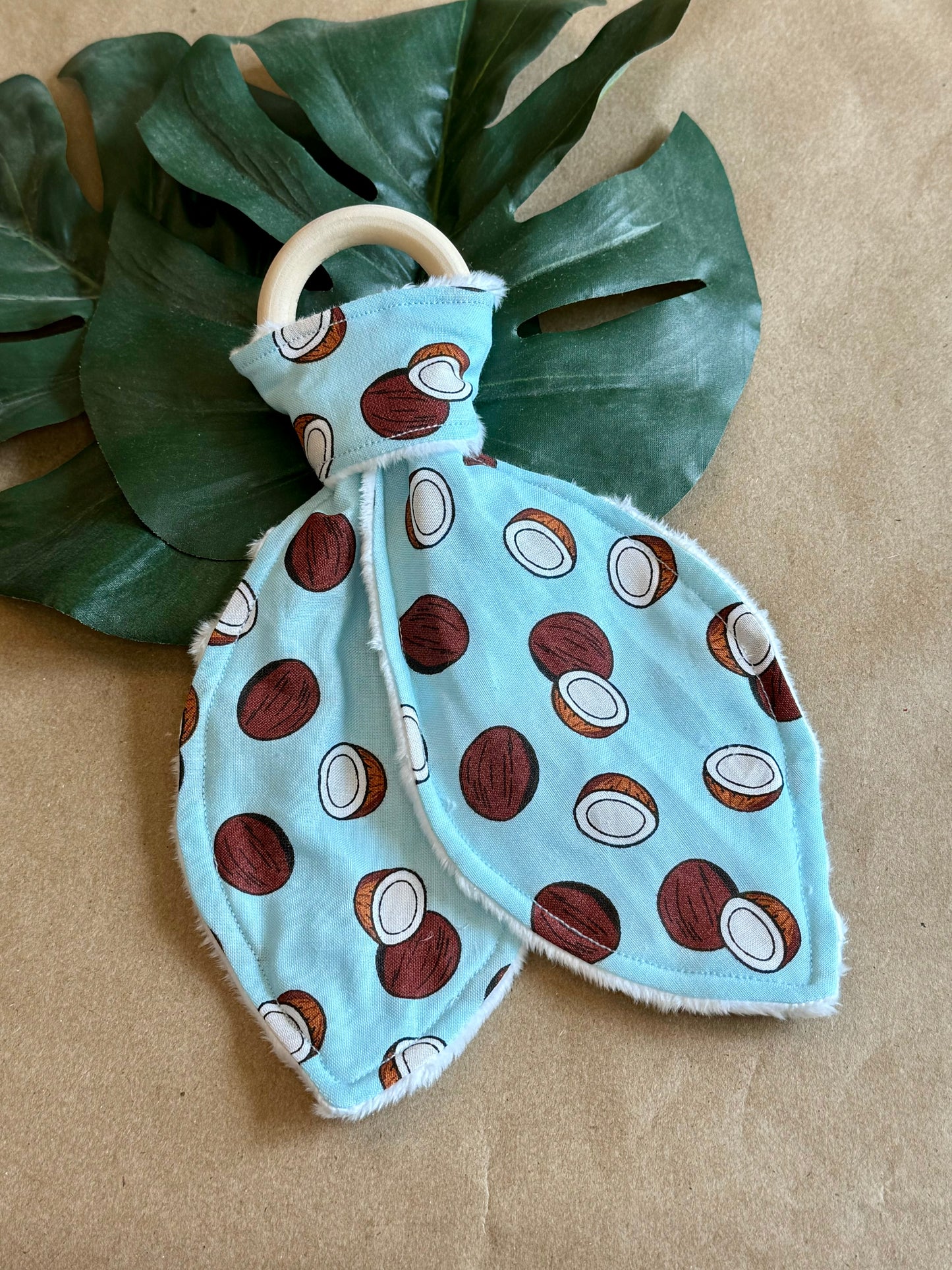 baby infant newborn babies baby gift baby shower gift baby boy baby girl baby shower gift ideas new mom mom-to-be expectant mom baby essentials baby must-haves bandana bib burp cloth sensory tag blanket blankie teether teething ring nursing feeding baby a
