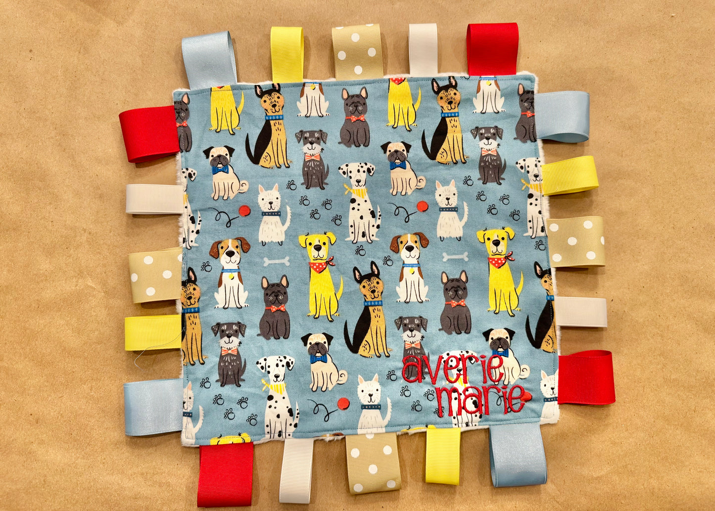 Puppy Love : Tag Blanket
