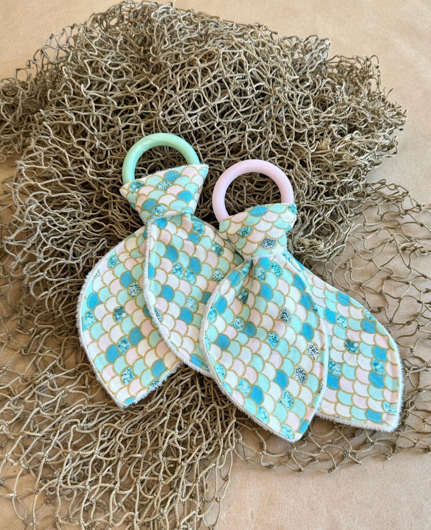 baby infant newborn babies baby gift baby shower gift baby boy baby girl baby shower gift ideas new mom mom-to-be expectant mom baby essentials baby must-haves bandana bib burp cloth sensory tag blanket blankie teether teething ring nursing feeding baby a
