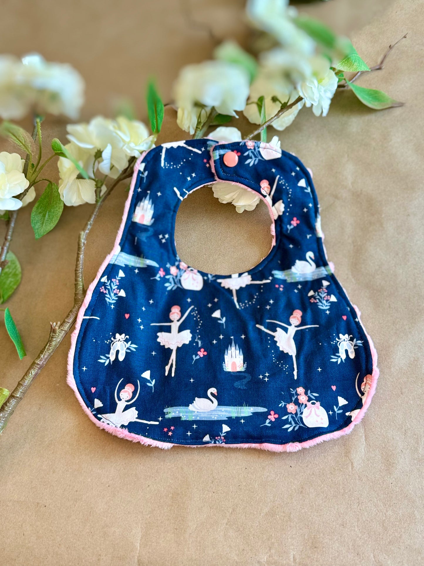 baby infant newborn babies baby gift baby shower gift baby boy baby girl baby shower gift ideas new mom mom-to-be expectant mom baby essentials baby must-haves bandana bib burp cloth sensory tag blanket blankie teether teething ring nursing feeding baby a