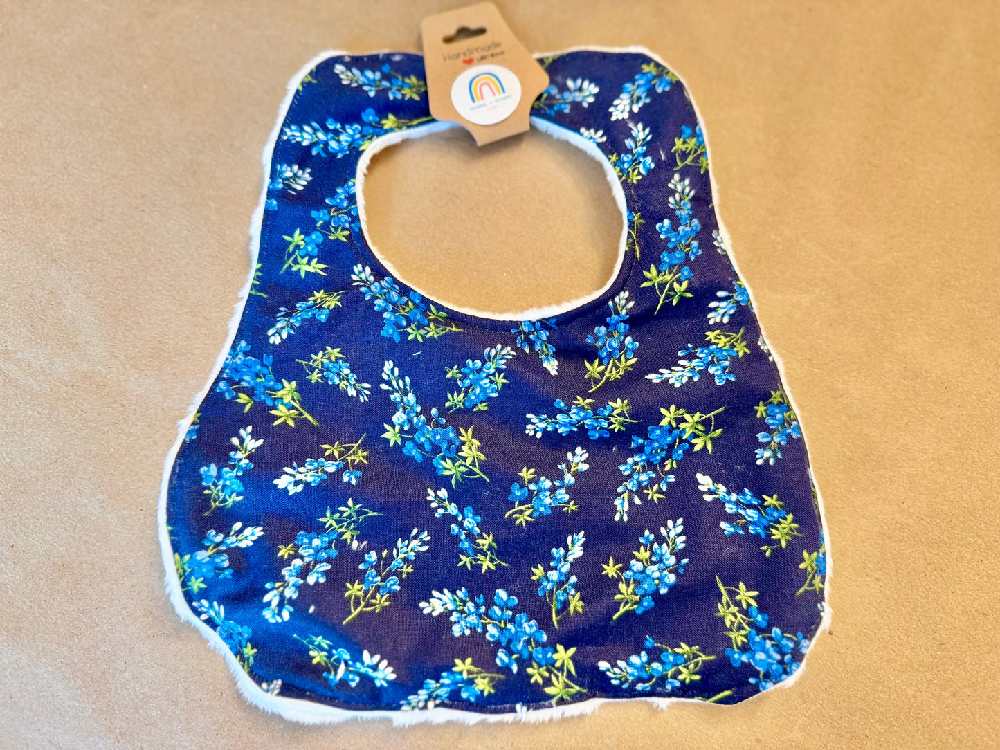 baby infant newborn babies baby gift baby shower gift baby boy baby girl baby shower gift ideas new mom mom-to-be expectant mom baby essentials baby must-haves bandana bib burp cloth sensory tag blanket blankie teether teething ring nursing feeding baby a