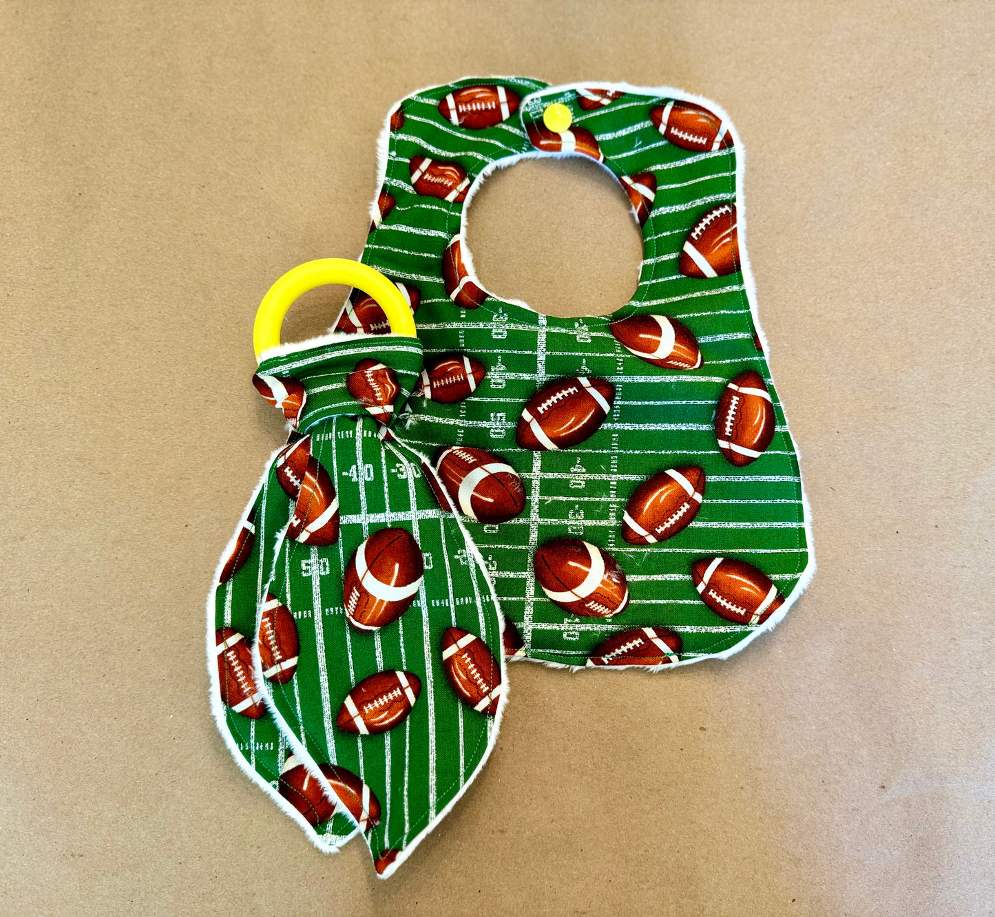 baby infant newborn babies baby gift baby shower gift baby boy baby girl baby shower gift ideas new mom mom-to-be expectant mom baby essentials baby must-haves bandana bib burp cloth sensory tag blanket blankie teether teething ring nursing feeding baby a