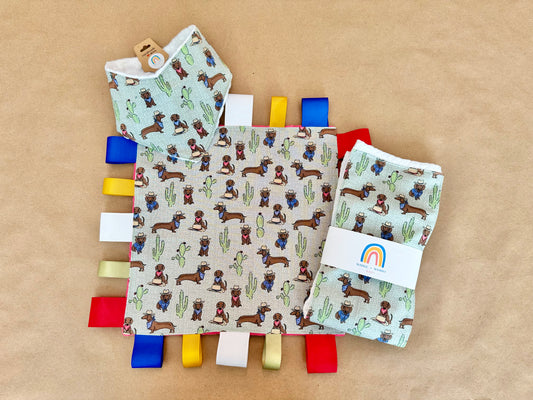 baby infant newborn babies baby gift baby shower gift baby boy baby girl baby shower gift ideas new mom mom-to-be expectant mom baby essentials baby must-haves bandana bib burp cloth sensory tag blanket blankie teether teething ring nursing feeding baby a