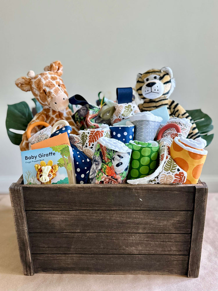 gift basket gift crate group gift custom theme gift embroidery baby gift baby shower gift mom-to-be new mom gift idea expectant mom thoughtful gift generous gift