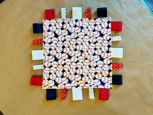baby infant newborn babies baby gift baby shower gift baby boy baby girl baby shower gift ideas new mom mom-to-be expectant mom baby essentials baby must-haves bandana bib burp cloth sensory tag blanket blankie teether teething ring nursing feeding baby a