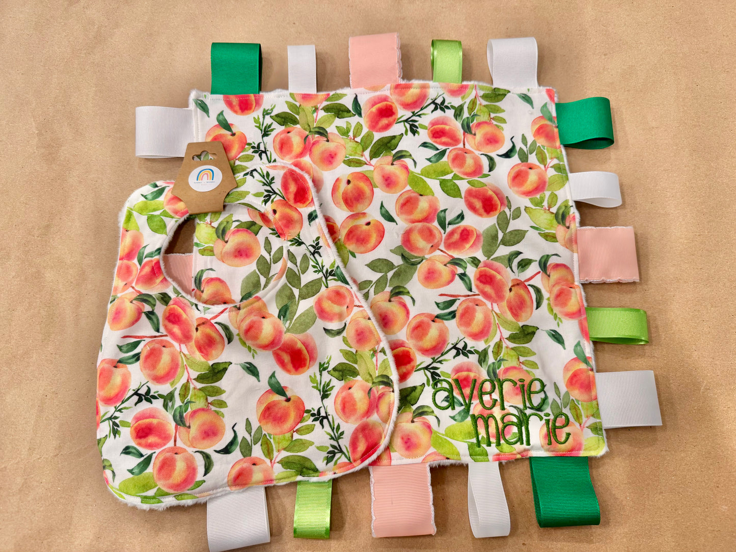 Georgia Peaches : Tag Blanket