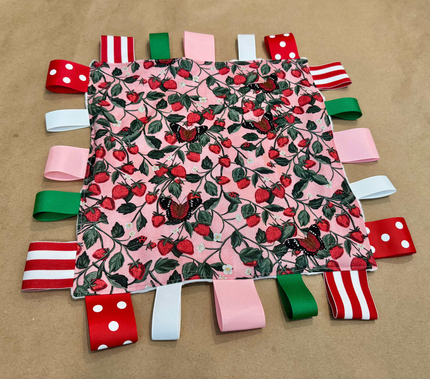 Bundle of Love - Strawberry Fields