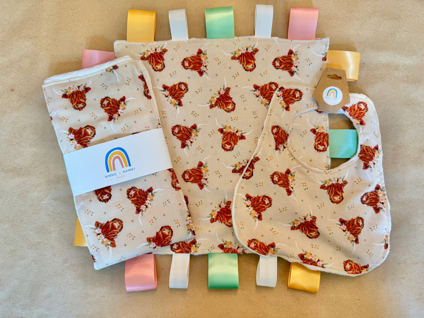 Boho Highland Cows : Bib
