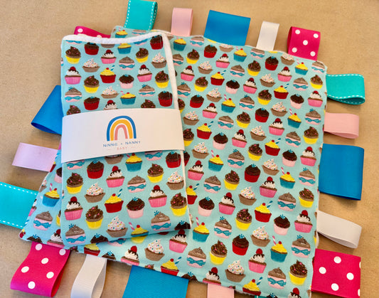 Little Cupcake : Burp Cloth