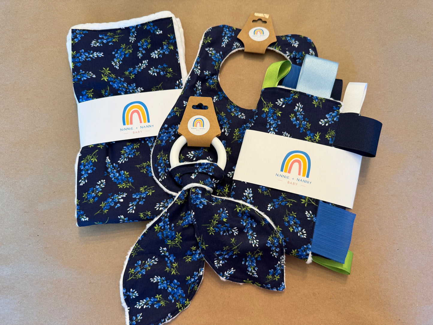 Bluebonnets on Navy : Teether