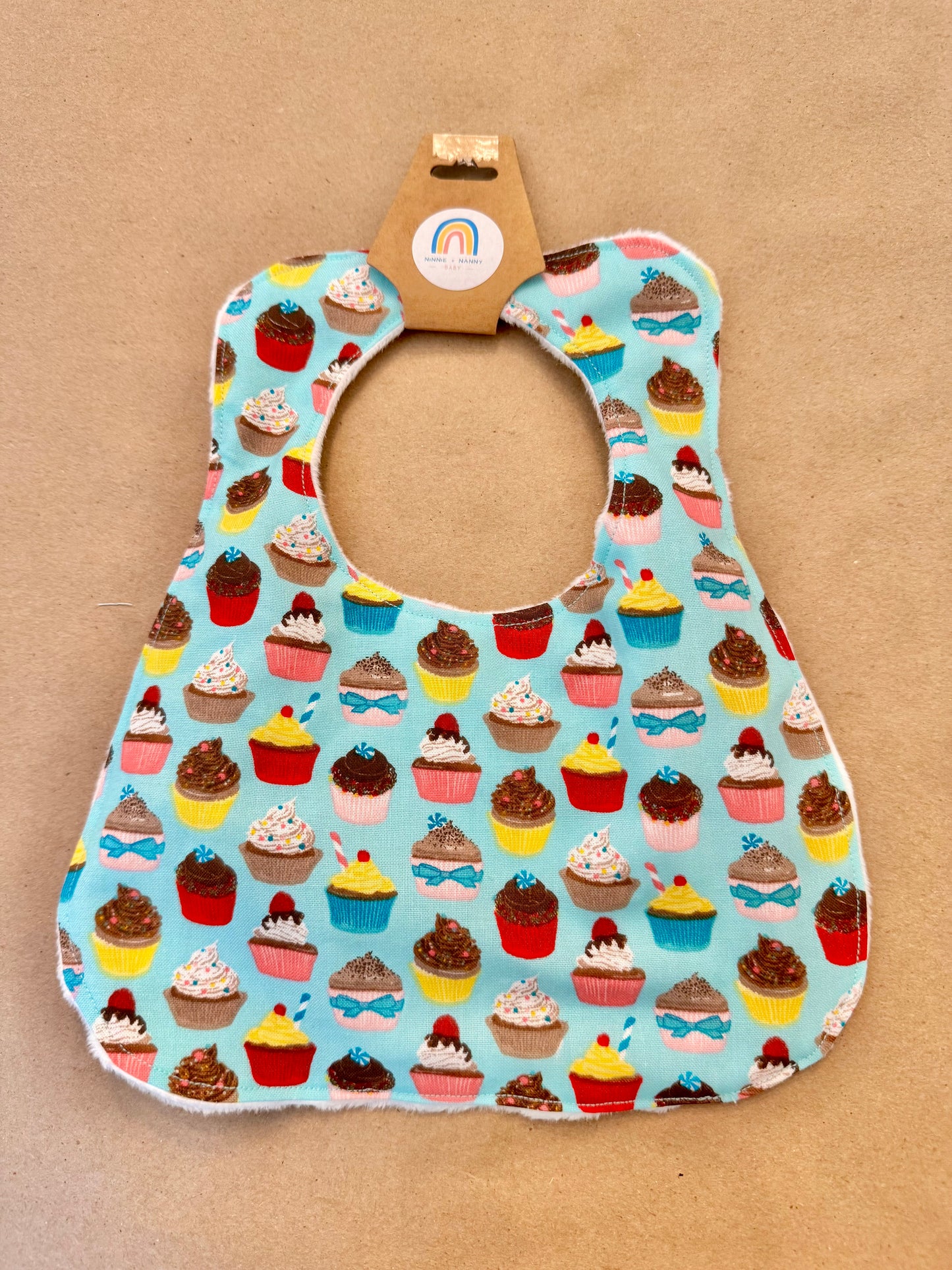 Little Cupcake : Bib