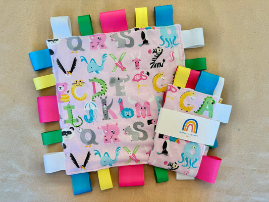 Alphabet Animals - Pink : Tag Blanket