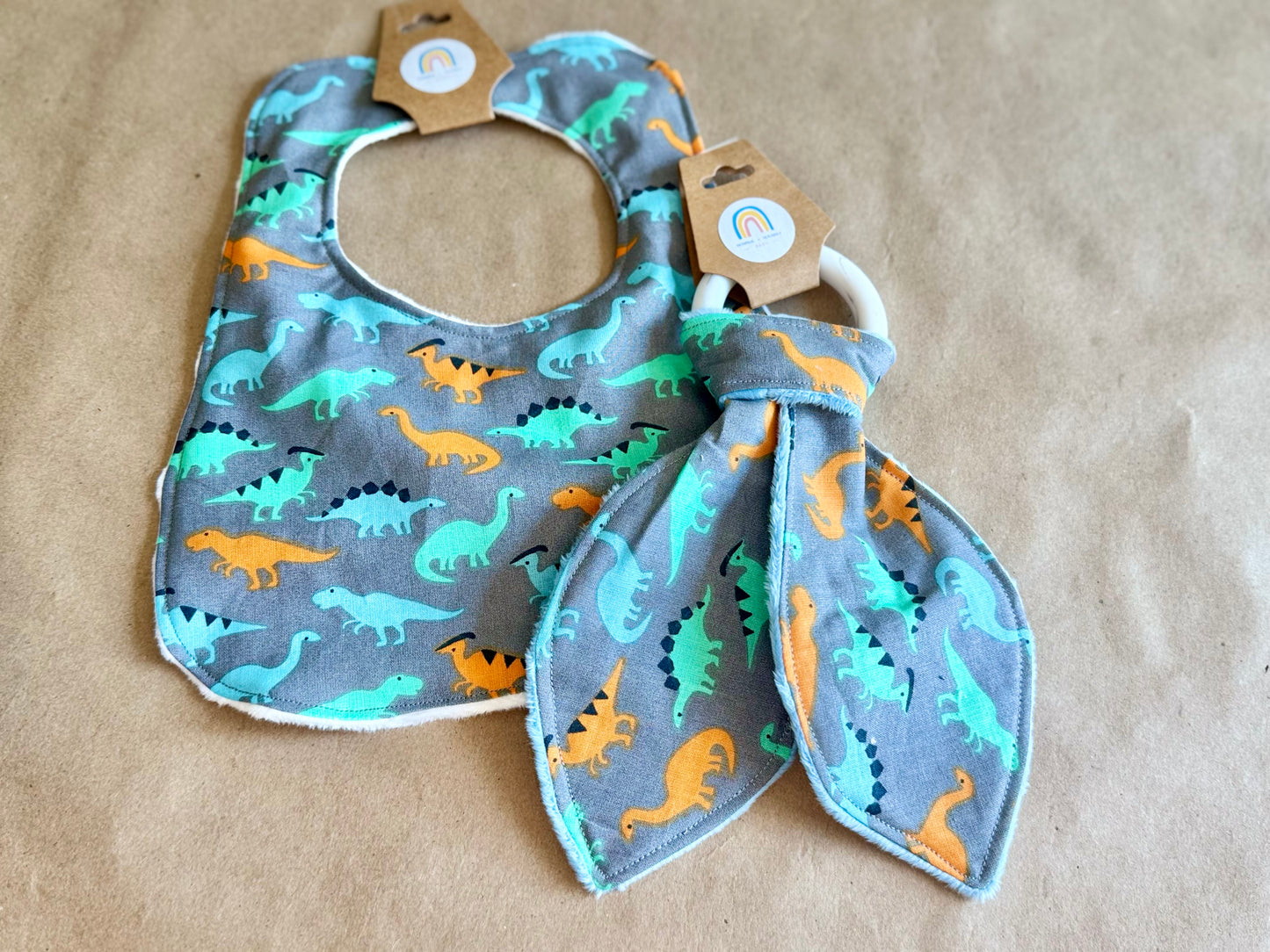 Prehistoric Pals : Bib