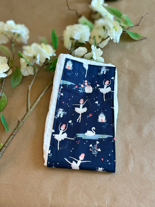 Ballerinas on Navy : Burp Cloth