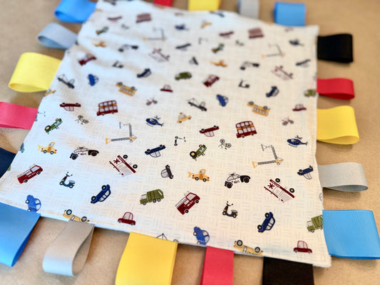 The Wheels on the Bus : Tag Blanket