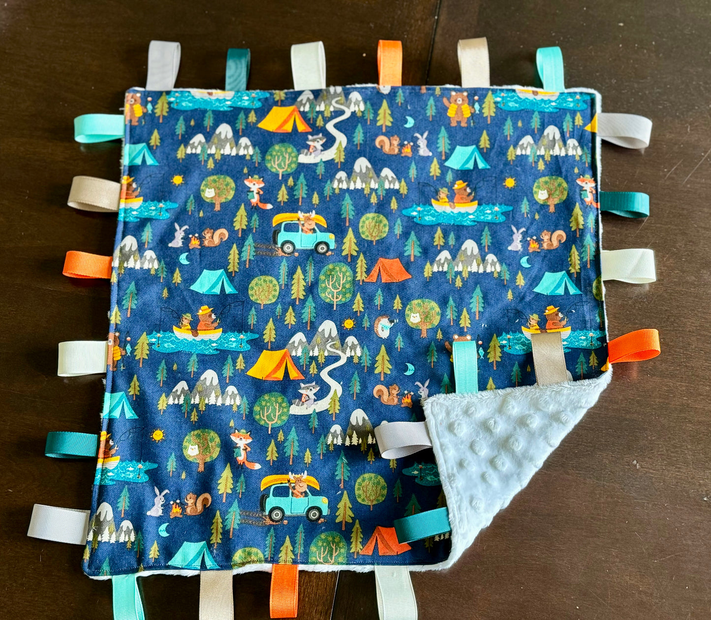 Happy Camper : Tag Blanket