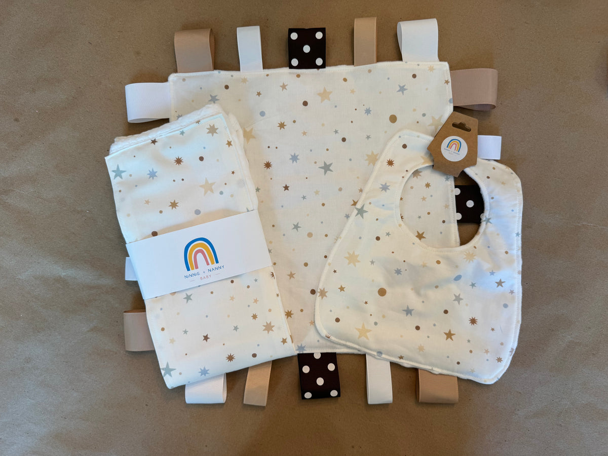 Little Dreamer : Tag Blanket