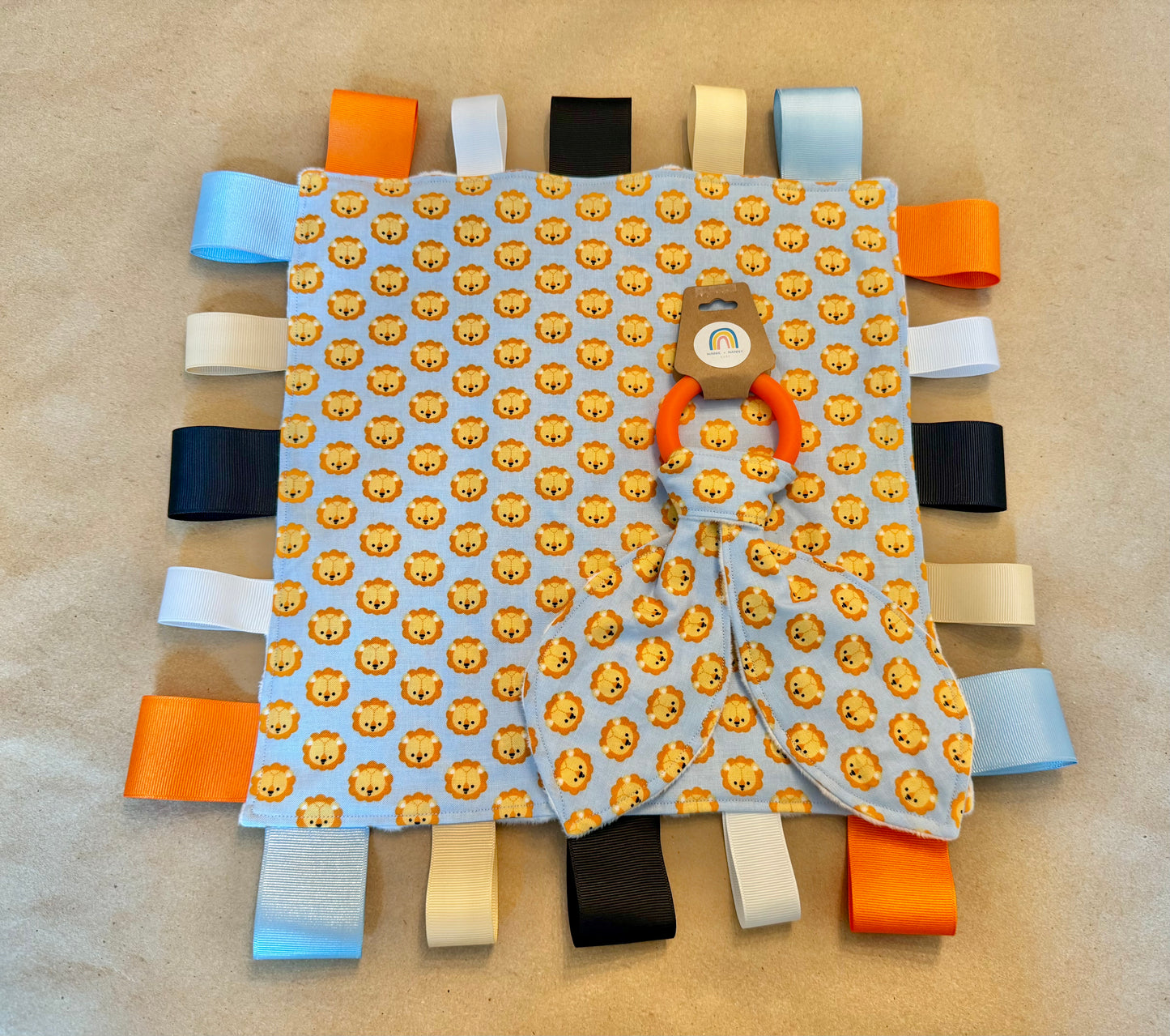 Bundle of Love - Daniel in the Lions Den