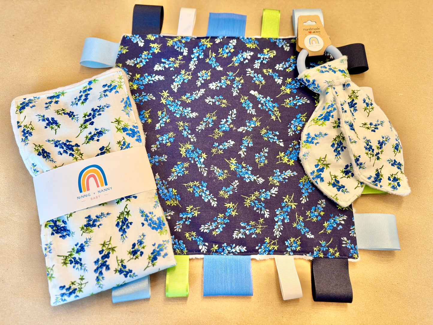 baby infant newborn babies baby gift baby shower gift baby boy baby girl baby shower gift ideas new mom mom-to-be expectant mom baby essentials baby must-haves bandana bib burp cloth sensory tag blanket blankie teether teething ring nursing feeding baby a