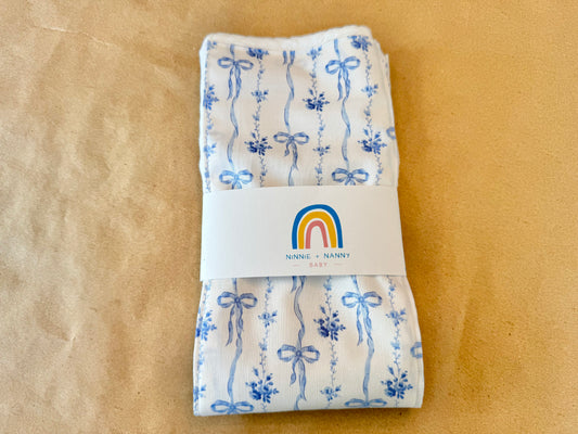 Bows + Bouquets : Burp Cloth