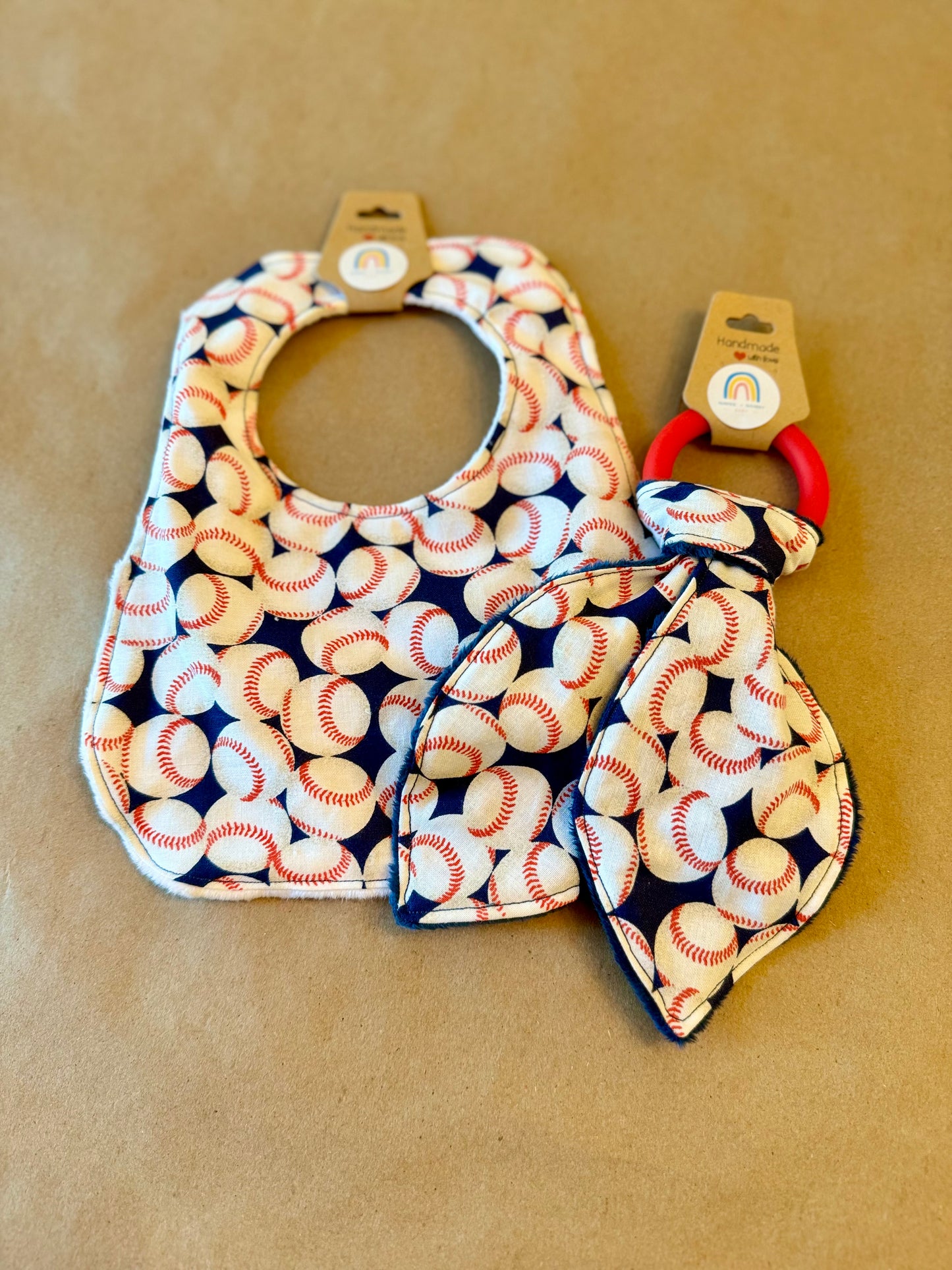 baby infant newborn babies baby gift baby shower gift baby boy baby girl baby shower gift ideas new mom mom-to-be expectant mom baby essentials baby must-haves bandana bib burp cloth sensory tag blanket blankie teether teething ring nursing feeding baby a