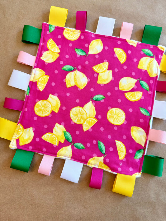 Lemons on Hot Pink : Tag Blanket