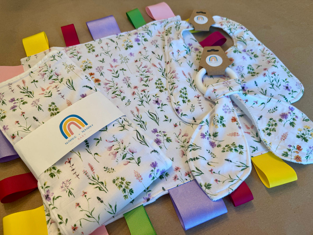 Texas in Bloom : Tag Blanket