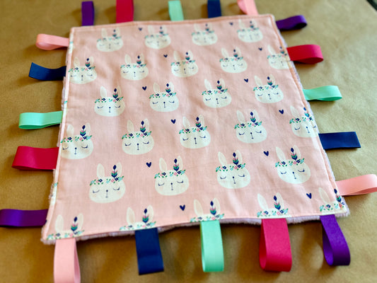 Boho Bunnies : Tag Blanket