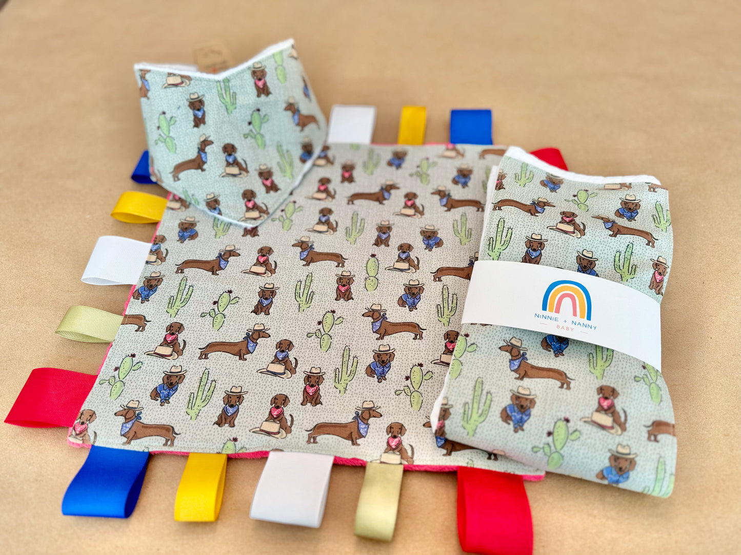 Wild West Weenie Dogs : Burp Cloth