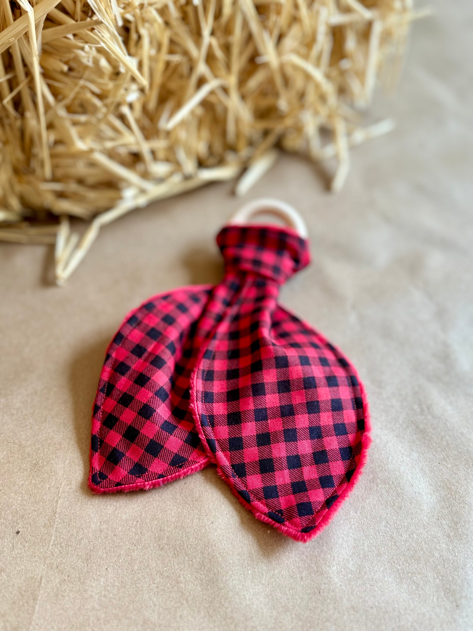 baby infant newborn babies baby gift baby shower gift baby boy baby girl baby shower gift ideas new mom mom-to-be expectant mom baby essentials baby must-haves bandana bib burp cloth sensory tag blanket blankie teether teething ring nursing feeding baby a